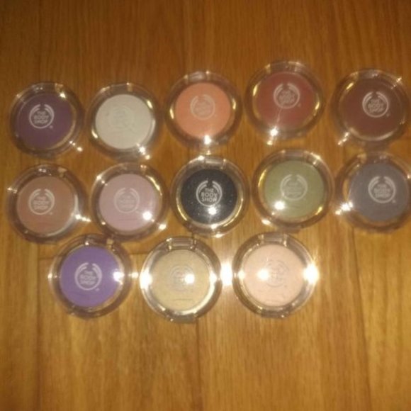 The Body Shop Eyeshadow Singles Lot Deal - Picture 1 of 3